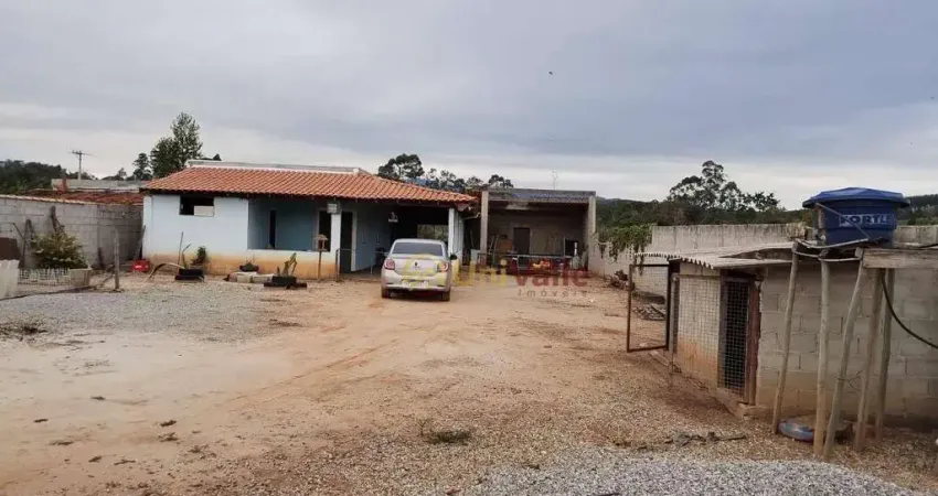 Chácara com 2 dormitórios à venda, 1800 m² por R$ 340.000,00 - Barreiro - Taubaté/SP