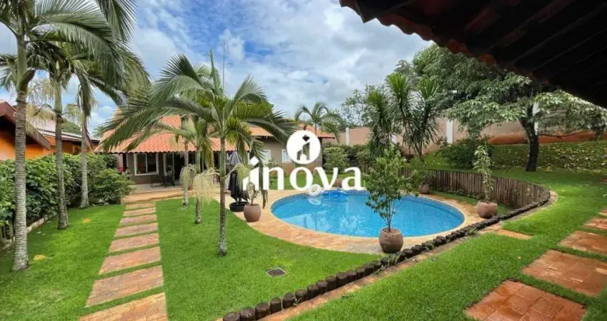 Casa à venda, 4 quartos, 4 suítes, 6 vagas, Recanto das Torres, Condomínio - Uberaba/MG