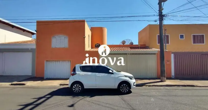 Casa com 4 quartos à venda na Cidade Jardim, Uberaba 