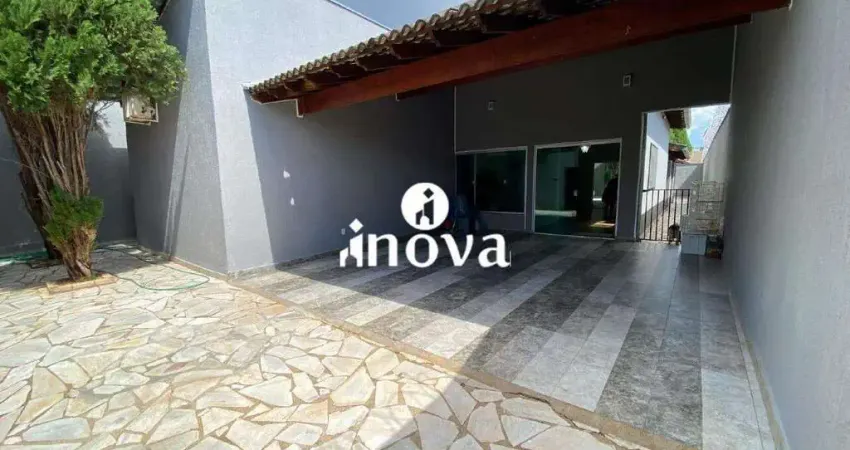 Casa com 3 quartos à venda no Jardim do Lago, Uberaba 