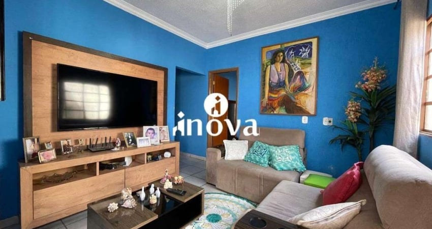 Casa à venda, bairro Cidade Nova