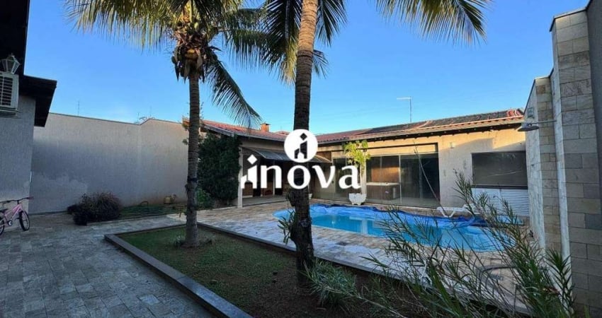 Casa para aluguel, 6 quartos, 3 suítes, 4 vagas, Mirante - Parque - Uberaba/MG