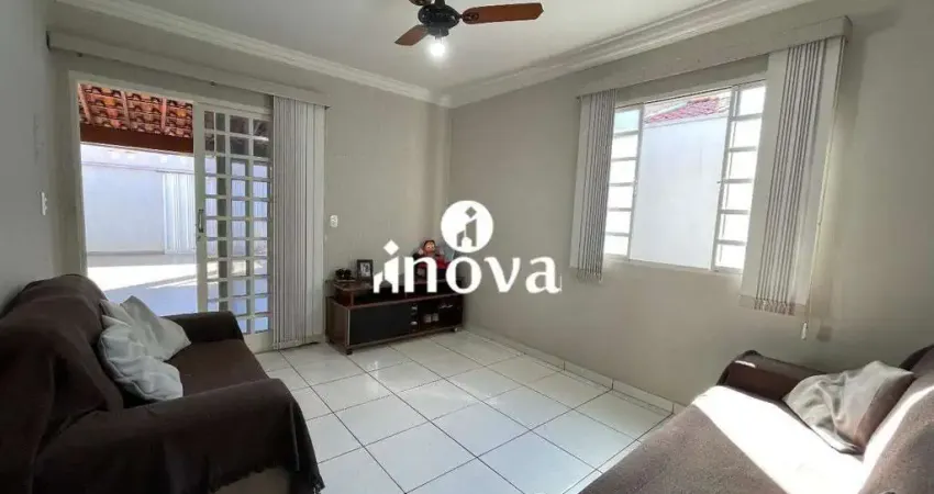 Casa com 2 quartos à venda no Portal Beija Flor, Uberaba 