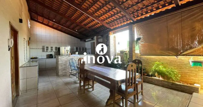 Casa com 3 quartos à venda no Beija-Flor, Uberaba 