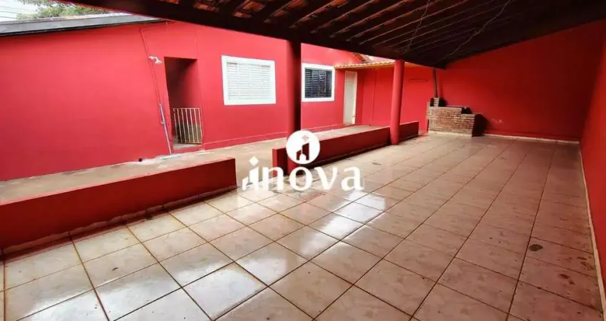 Casa com 3 quartos para alugar na Serra Dourada, Uberaba 