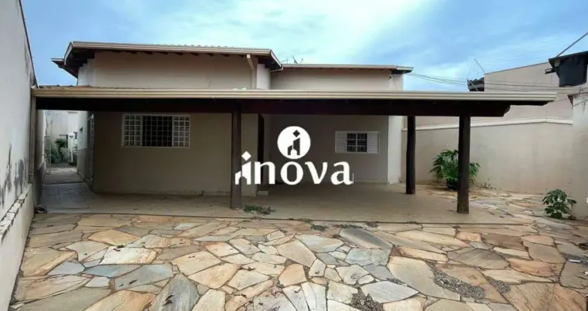 Casa com 3 quartos para alugar no Jardim São Bento, Uberaba 