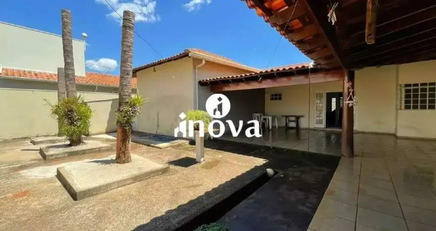 Casa com 3 quartos para alugar no Jardim Eldorado, Uberaba 