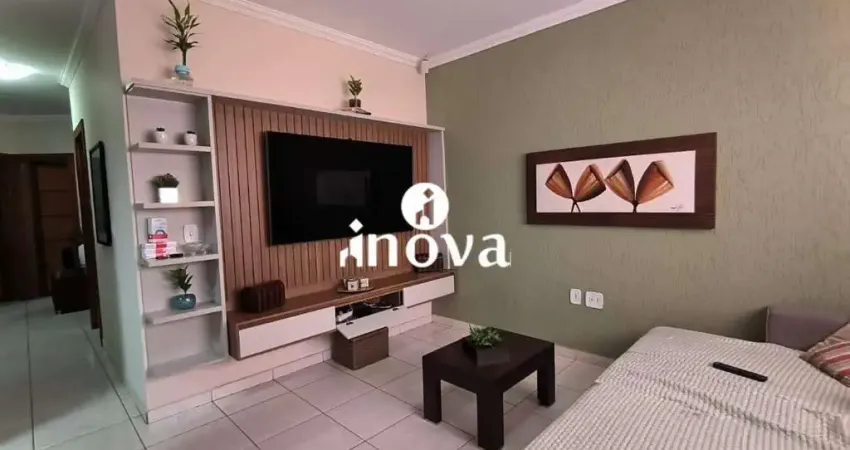 Casa com 4 quartos à venda no Oneida Mendes, Uberaba