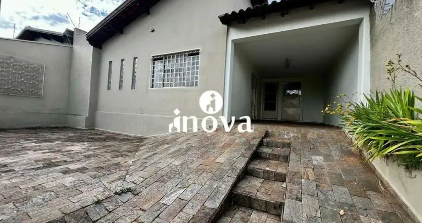 Casa à venda, 3 quartos, 3 suítes, 3 vagas, fabrício - uberaba/mg