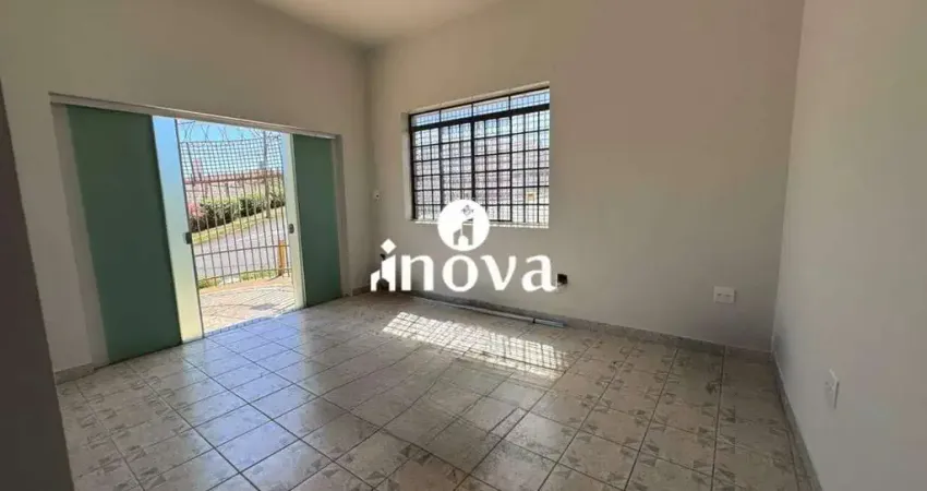 Casa comercial ou residencial para locação, bairro fabrício