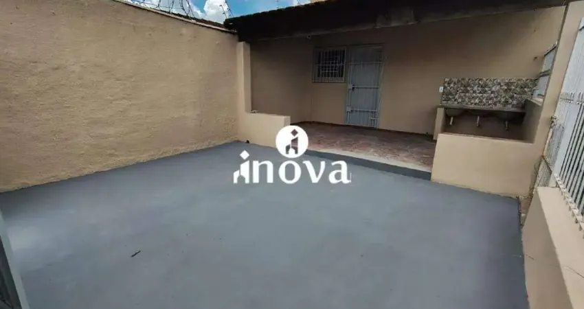 Casa com 2 quartos para alugar no Parque São Geraldo, Uberaba