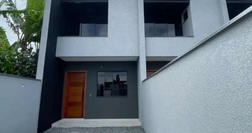 Casa com 2 quartos à venda no Jardim Iririú, Joinville 