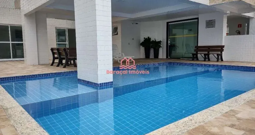 Apartamento com 2 quartos para Alugar em Ocian, perto de vários comércios.