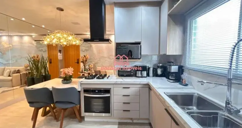 Apartamento à Venda em Canto do Forte, Praia Grande - SP