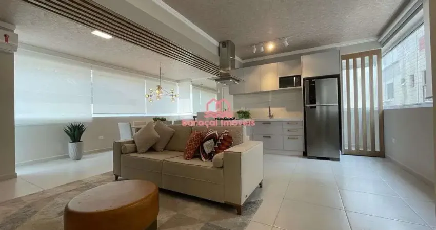 Apartamento à Venda em Vila Guilhermina, Praia Grande - SP