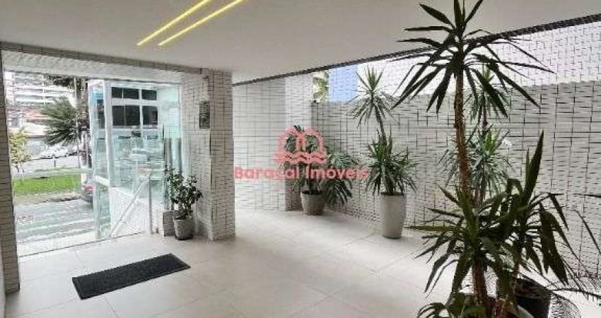 Apartamento à Venda em Vila Guilhermina, Praia Grande - SP