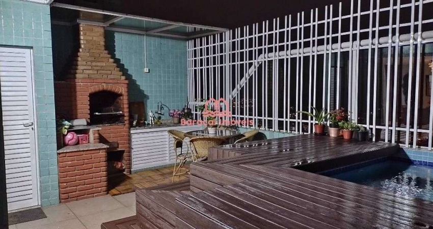 duplex em  condomínio à Venda em Canto do Forte, Praia Grande - SP