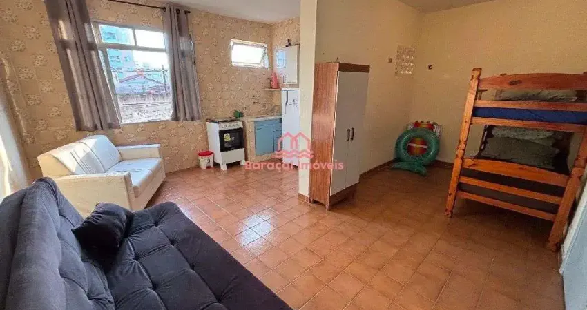 Kitnet com vista mar, pertinho do mar a 30m à venda em mirim, praia grande - sp.