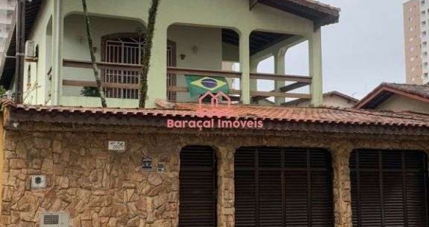 Casa com 3 quartos à Venda em Canto do Forte, Praia Grande - SP