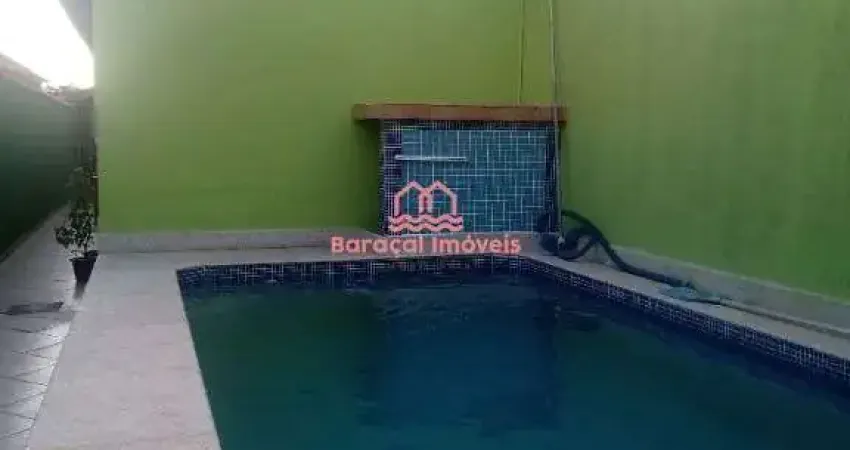 Casa à Venda em Vila Guilhermina, Praia Grande - SP