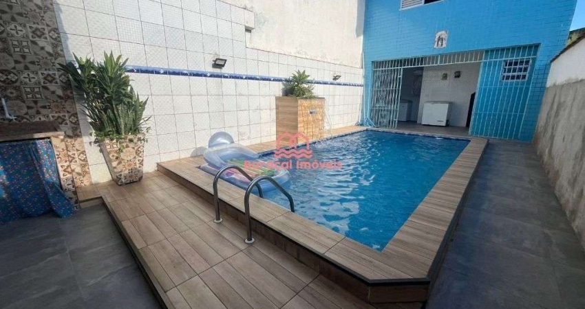 Casa à Venda em Mirim, Praia Grande - SP