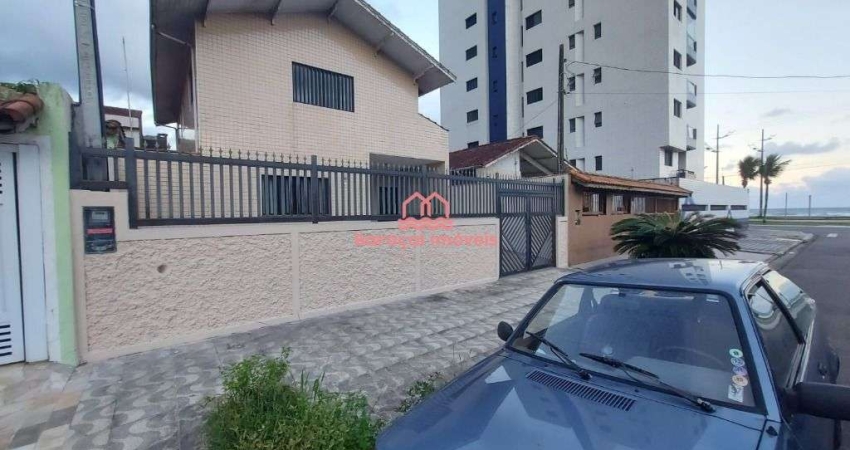 Sobrado à Venda em Solemar, Praia Grande - SP