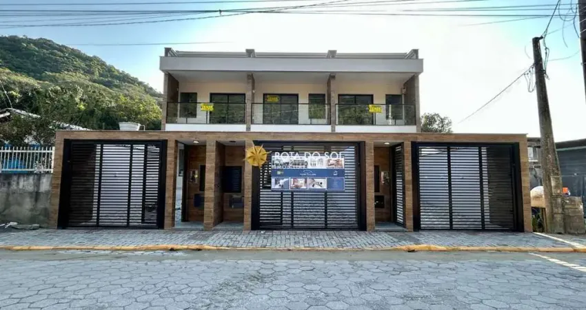 Casa com 2 quartos à venda na Rua Ameixa, Sertãozinho, Bombinhas