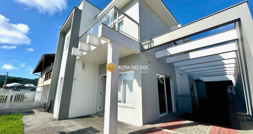 Casa de praia à venda 5 quartos Praia Zimbros Bombinhas SC