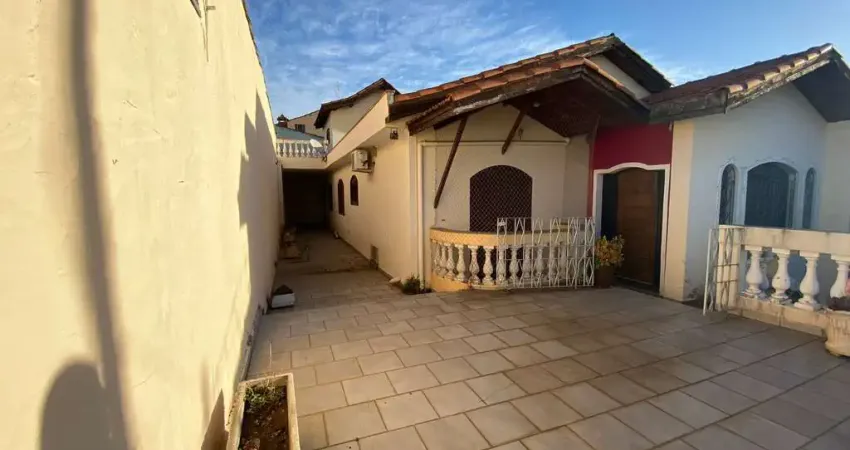 Casa com 4 quartos à venda na Vila Carvalho, Sorocaba 