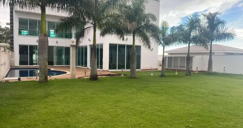 Sobrado alto padrão para venda e locação no condomínio Saint Patrick