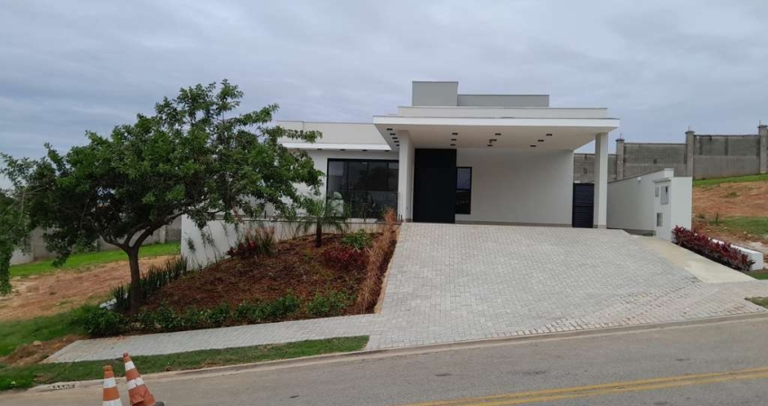 Elegância e Conforto: Residência Exclusiva no Condomínio Alphaville Nova Esplanada 3
