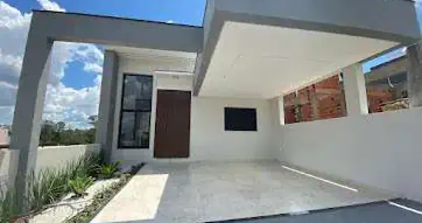 Oásis Residencial no Condomínio Horto Villagio: Casa Térrea com Piscina e Elegância Inigualável