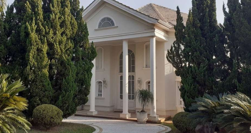 Casa Sobrado 843m²  Localizada no Alphaville Residencial 2 - Barueri/SP!