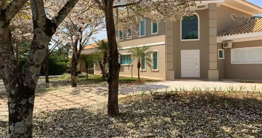 Locação : imóvel de luxo em condomínio no lago azul residencial e golfe , 4 quartos, 4 suítes, 2 salas, 5 banheiros, 4 vagas de garagem e 329m².