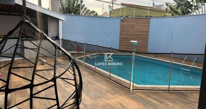 Casa com 3 dormitórios à venda, 205 m² por R$ 750.000,00 - Jardim Mollon - Santa Bárbara D'Oeste/SP