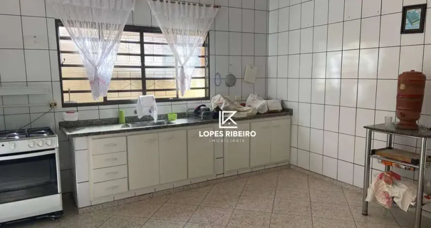Casa com 3 dormitórios à venda, 190 m² por R$ 520.000 - Centro - Santa Bárbara D'Oeste/SP