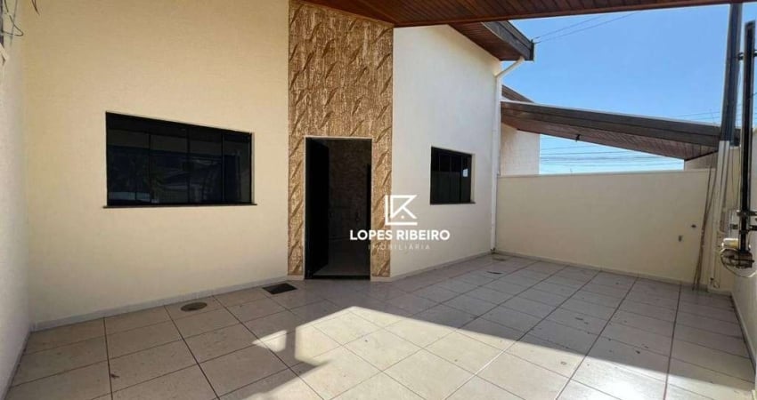 Casa com 2 dormitórios para alugar, 1 m² por R$ 1.800,00/mês - Residencial Furlan - Santa Bárbara D'Oeste/SP