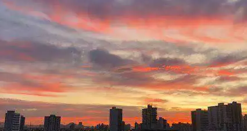 Apartamento com 2 dormitórios à venda, 65 m² por R$ 300.000 - Caiçara - Praia Grande/SP