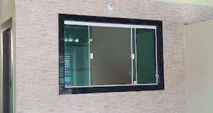 Casa com 2 dormitórios à venda, 110 m² por R$ 585.000,00 - Maracanã - Praia Grande/SP
