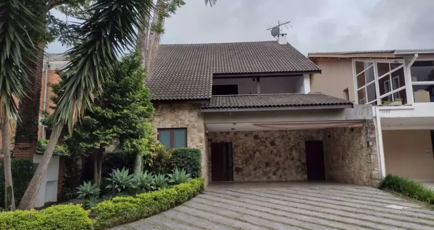Casa em Condomínio para Locação em Santana de Parnaíba, Alphaville, 2 dormitórios, 1 suíte, 1 banheiro, 2 vagas