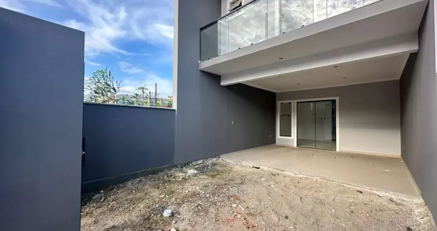 Casa à venda na Rua Boehmerwald, 890, Boehmerwald, Joinville