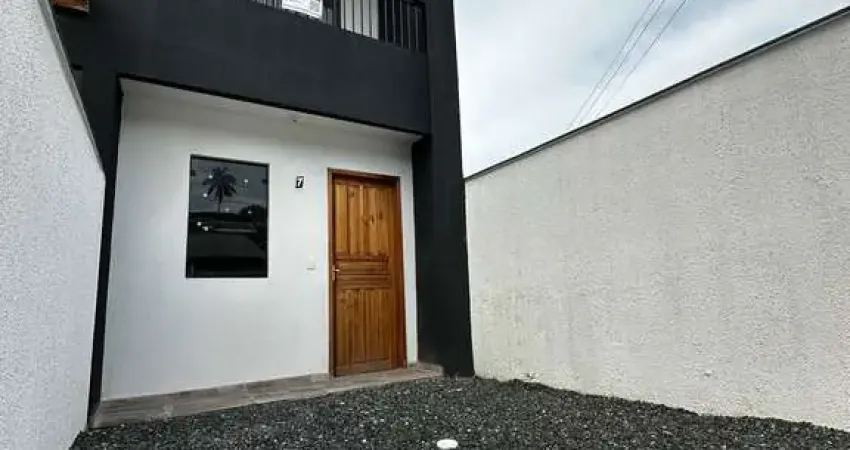Casa à venda no Jarivatuba, Joinville 