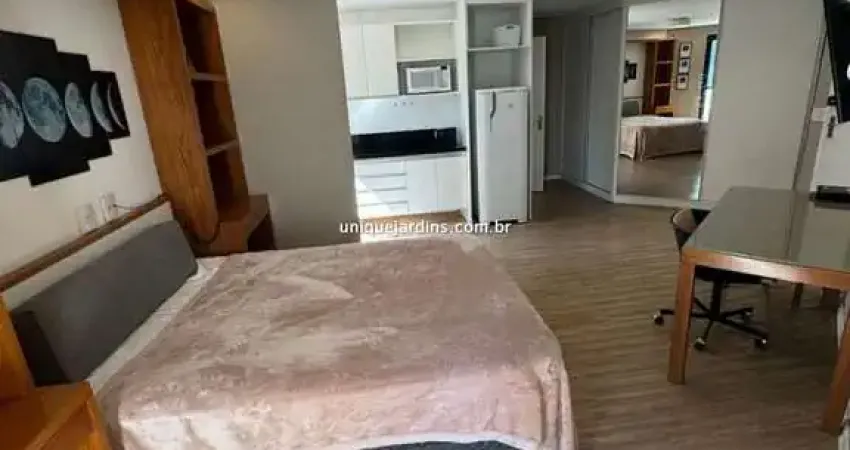 Apartamento à venda na Rua Monte Aprazível, Vila Nova Conceição, São Paulo