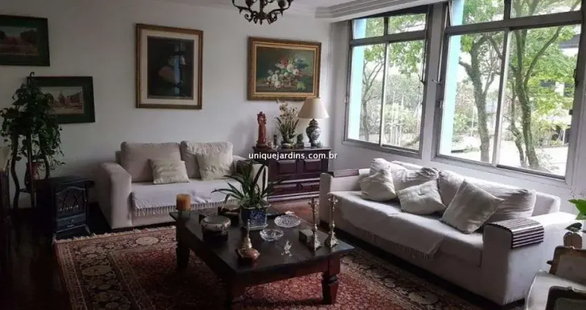 Bela Vista: 3 Dorm | 1 Suíte | 1 Vaga | 170 m² úteis