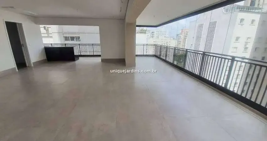 Jardim América: 3 Suítes | 4 Vagas | 226 m² úteis