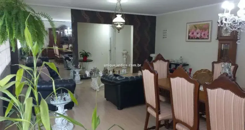 Jardim Paulista: 3 Dorm | 1 Suíte | 2 Vagas | 180 m² úteis
