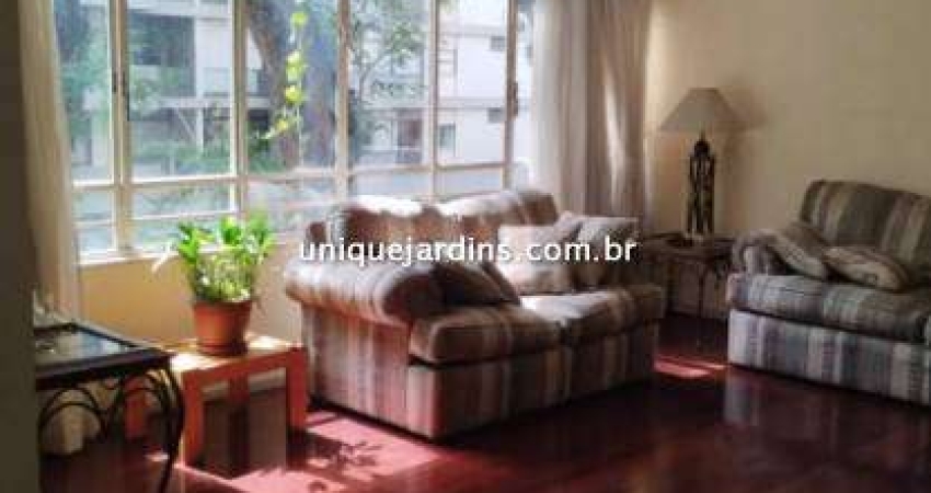 Jardim América: 3 Dorm | 1 Suíte | 2 Vagas | 188 m² úteis
