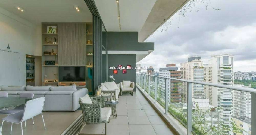 Pinheiros: 3 Suítes | 3 Vagas | 175 m² úteis