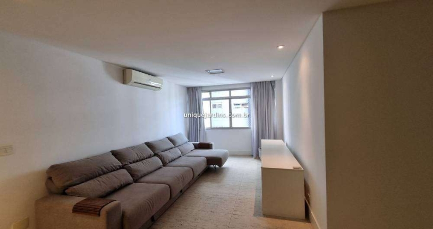 Jardim América: 4 Dorm | 2 Suítes | 2 Vagas | 240 m² úteis