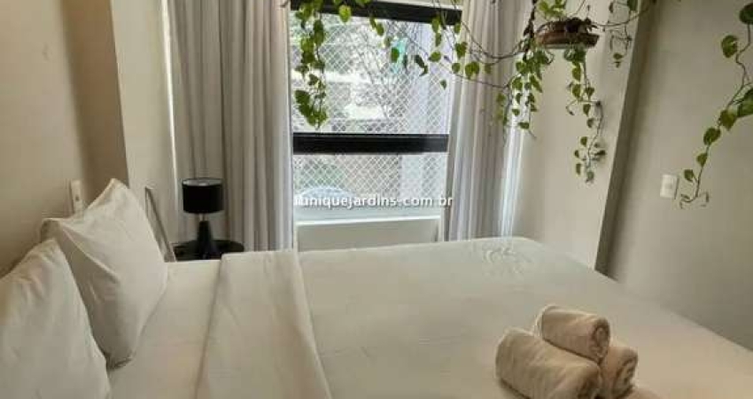 Vila Nova Conceição: Studio | 28 m² úteis | Não tem Garagem